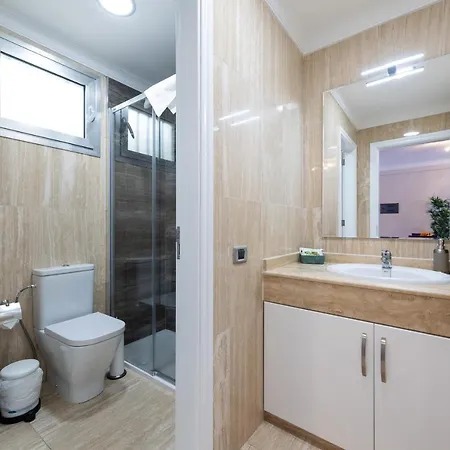 Sunny Atlantic Apartment