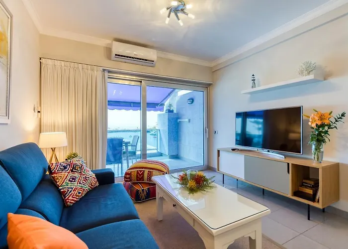 Sunny Atlantic Apartment *